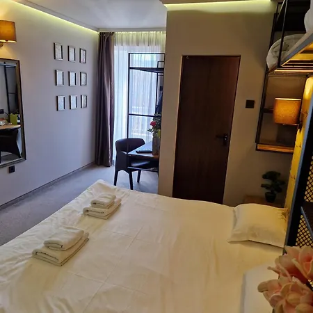 מלון микадо - онлайн Self Check-in בורגאס