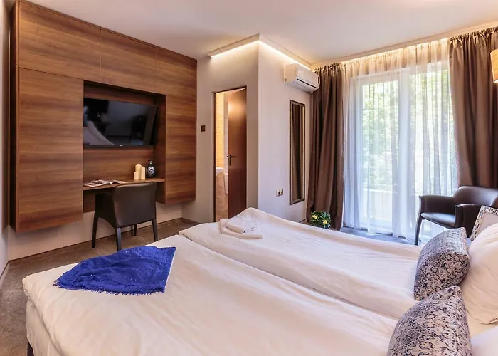 микадо - онлайн Self Check-in Burgas City