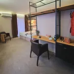 микадо - онлайн Self Check-in Hotel 3*