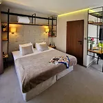 микадо - онлайн Self Check-in 3* Burgas City