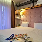 микадо - онлайн Self Check-in Hotel Burgas Stad