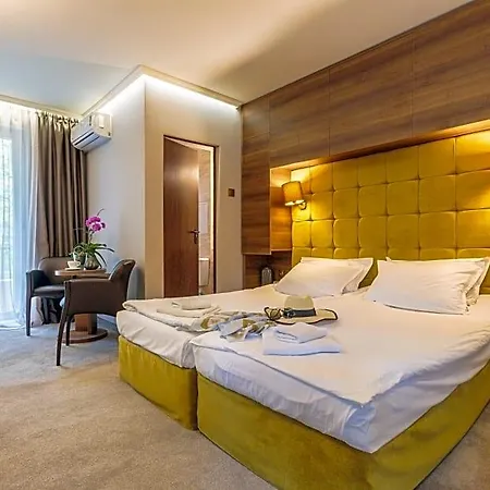 микадо Hotel Burgas