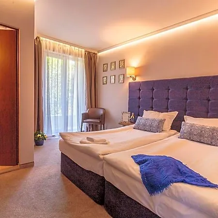 микадо Hotel Burgas