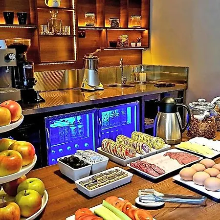 микадо Hotel 3*