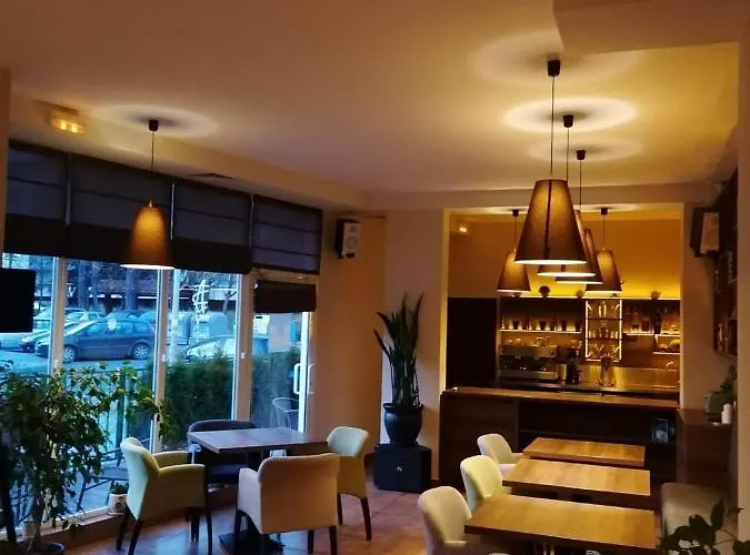 Хотел Микадо - Онлайн Self Check-In 3* Burgas