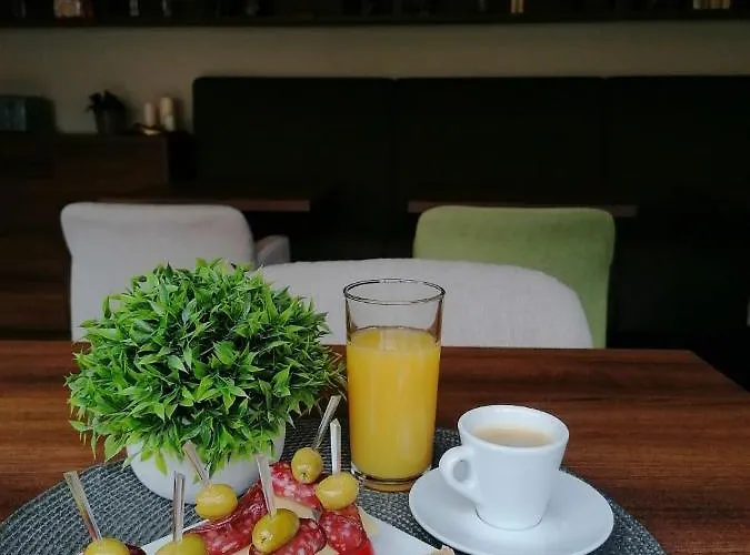 Хотел Микадо - Онлайн Self Check-In Hotel