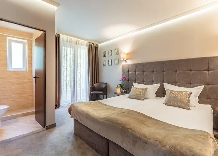 Хотел Микадо - Онлайн Self Check-In Hotel 3*