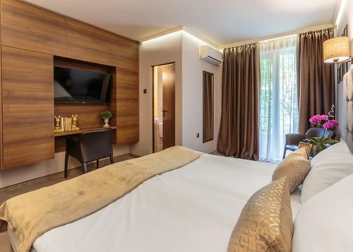 Hotel Хотел Микадо - Онлайн Self Check-In 3*